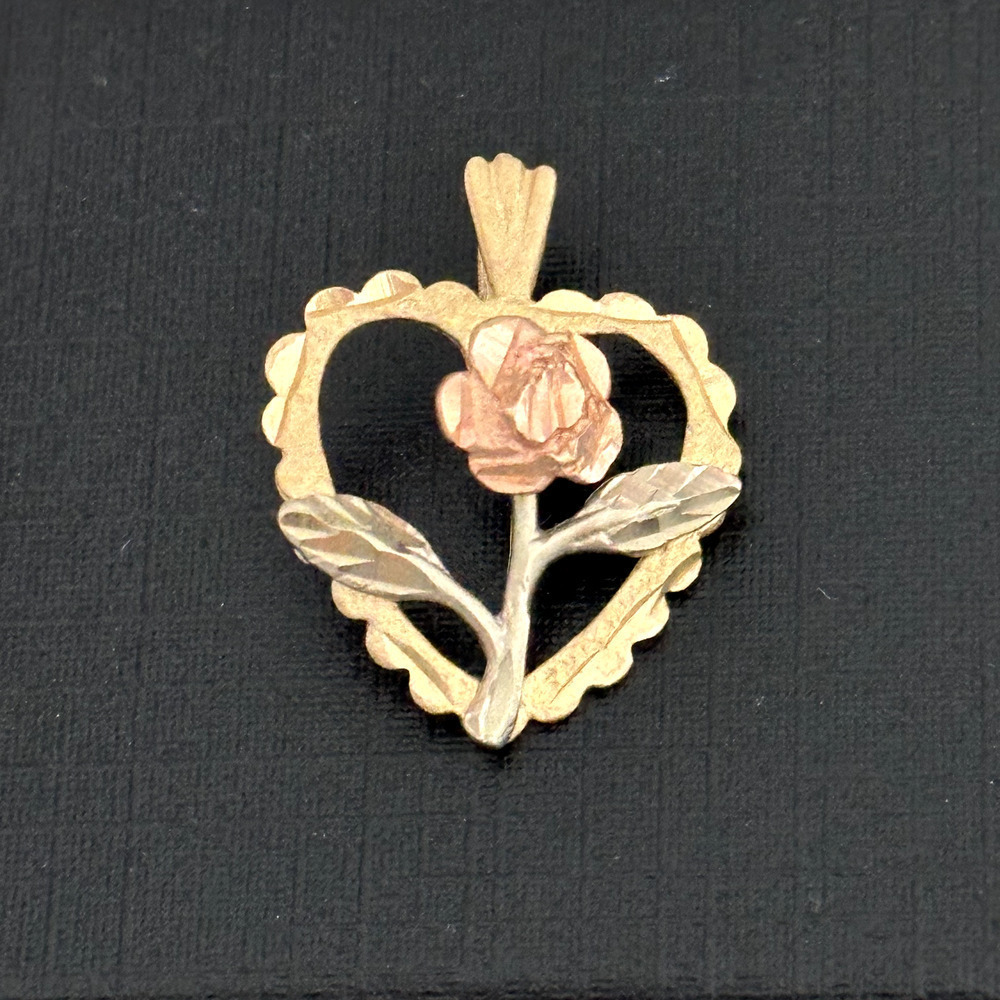 Vintage 14K Gold Heart Flower Tricolor Yellow Rose White Gold Charm Pendant